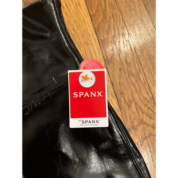 NEW Spanx Faux Patent Leather Leggings Classic Black Size L  Shiny NWT - Picture 5 of 7